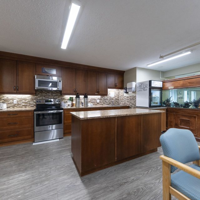 Vermilion Valley Lodge recreational kitchen